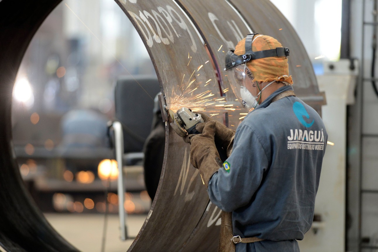 Confiança Industrial em Queda: Impactos em Julho Revelados