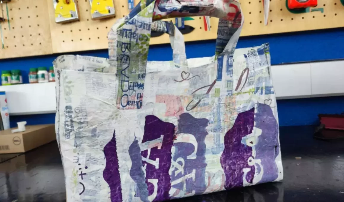 Transforme Plástico em Ecobags: Conheça a Bike Sustentável!