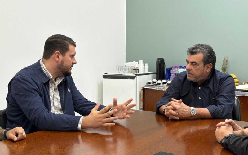 Nioaque: André Guimarães busca parcerias em frigorífico para impulsionar desenvolvimento local