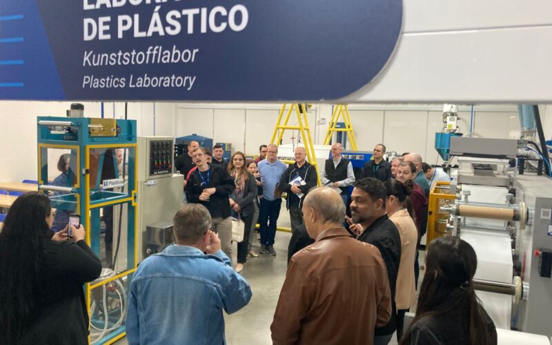 SC: indústria do plástico terá mais cursos e laboratório com apoio do Senai