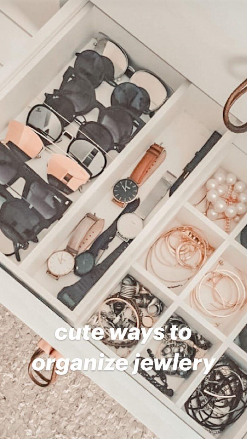 cute ways to organize jewlery