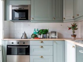 Decoração » Separamos 25 Ideias Criativas e Lindas para Você Se Inspirar e Transformar a Decoração de Cozinha Pequena!