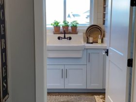 Modern Farmhouse Laundry Room