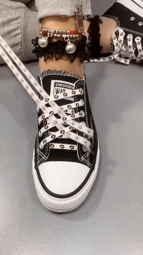 shoelaces