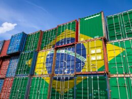 ABPA propõe diálogo: Como evitar o impacto das tarifas de 50% dos EUA no Brasil e garantir um futuro promissor!