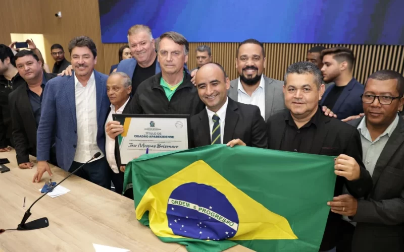 Bolsonaro tem mal-estar em visita a frigorífico em Goiânia