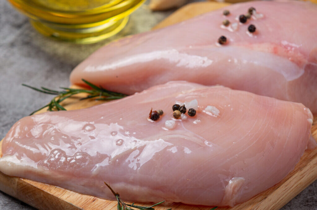 Brasil no Topo: Fevereiro Marca Recorde Surpreendente nas Exportações de Carne de Frango! Brasil no Topo: Fevereiro Marca Recorde Surpreendente nas Exportações de Carne de Frango!
