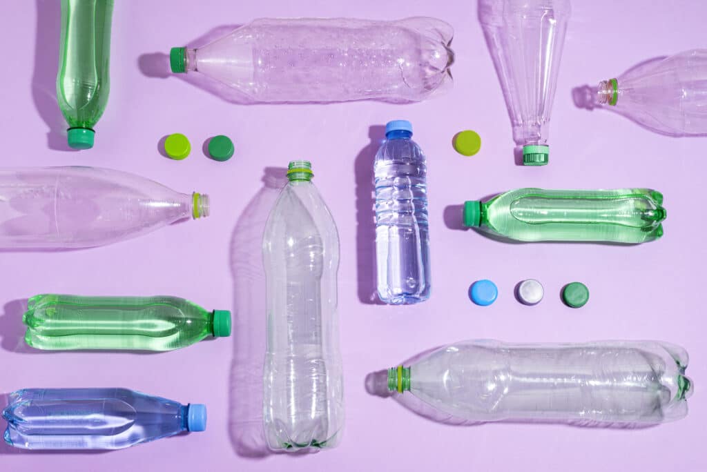 Cientistas criam método para reciclar PET com a umidade do ar