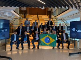Da Serra Catarinense ao Vale do Silício: A Revolução Cooperativista que Conquista os EUA