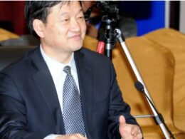De a dor à fortuna: Como uma tragédia transformou um homem no magnata da suinocultura chinesa