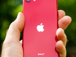 Descubra o iPhone SE 4: O Celular Barato da Apple com Recursos Surpreendentes que Você Precisa Conhecer