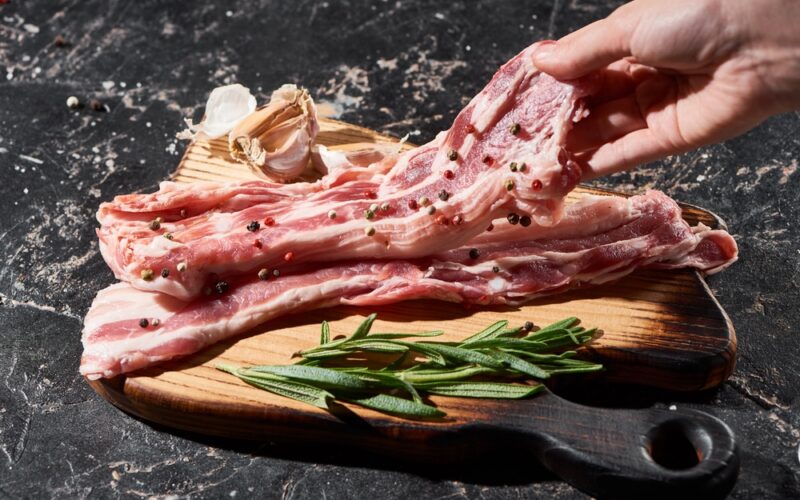 Descubra os Segredos do Bacon: É Delicioso ou Prejudicial à Saúde?