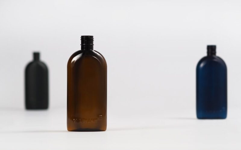 Desvendando o Futuro Verde: Como Masterbatch Preto Inovador Torna Cores Escuras Mais Sustentáveis e Reutilizáveis!