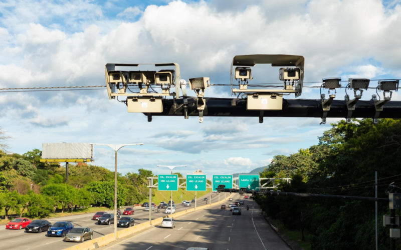 El Salvador Aposta em Tecnologia Brasileira para Transformar a Segurança no Trânsito e Salvar Vidas!