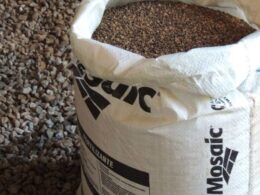 Explosão nas Entregas de Fertilizantes: Desvende os Desafios dos Estoques e da Nova Taxação!