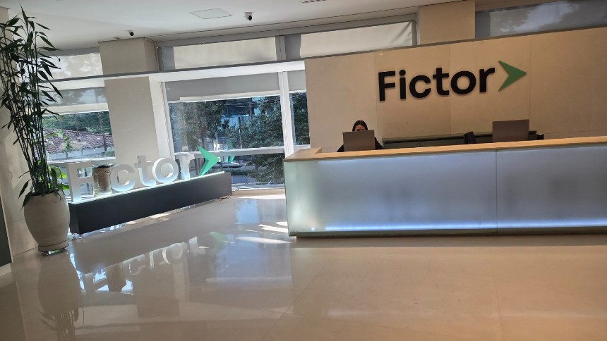 Fictor Alimentos compra frigorífico em MG e mira aves e peixes