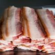 Frigorífico que você tem em casa já produziu bacon e linguiça nos EUA, diz relatório