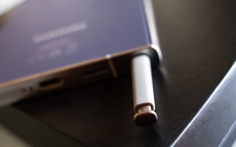 Galaxy S25 Ultra: A Decepção que Ninguém Esperava! Veja o que Realmente Mudou em Relação ao S24 Ultra