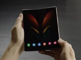 Galaxy Z Fold 2: O fim de uma era – Descubra por que a Samsung não atualizará mais seu dobrável de US$ 2.000