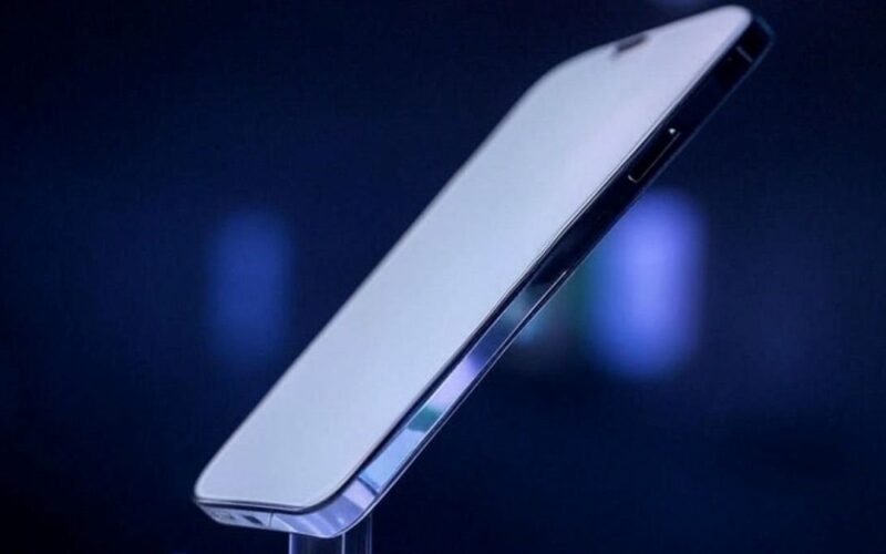 iPhone 17 Air: O Futuro dos Smartphones é Ultra Fino e Surpreendente! Prepare-se para se Encantar!