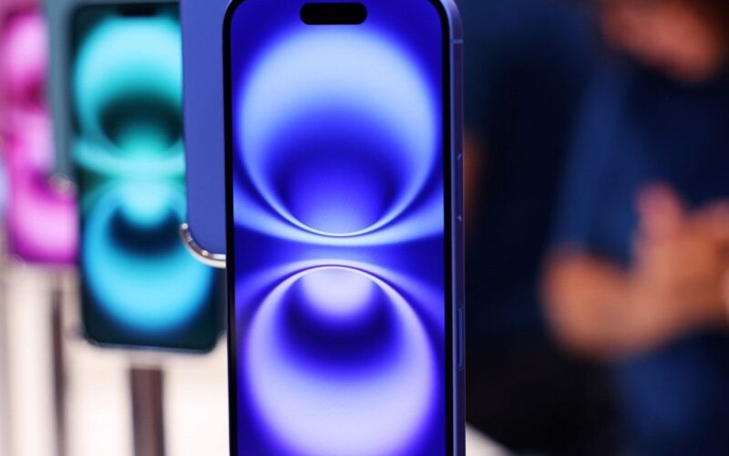 IPhone 17 Pro Max: O Gigante que Promete Bateria Infinita e Design Espetacular!