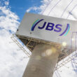 JBS em Porto Seguro? A polêmica da doação que pode balançar a posse de Trump e os desdobramentos inesperados!