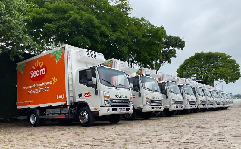 JBS Inova: Aumenta Frota de Caminhões Elétricos e Reduz CO₂ em 5,2 mil Toneladas! Veja o Impacto!