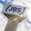 JBS: O que a Dupla Listagem Revela sobre o Futuro da Gigante da Proteína?