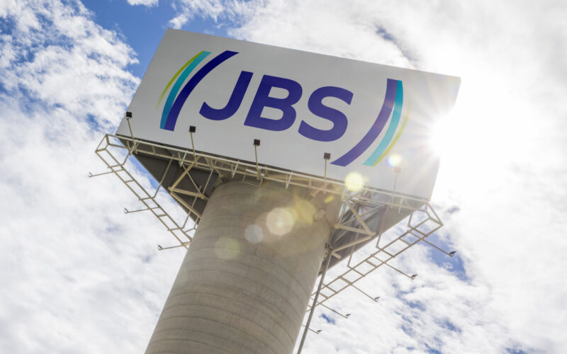JBS: O que a Dupla Listagem Revela sobre o Futuro da Gigante da Proteína?