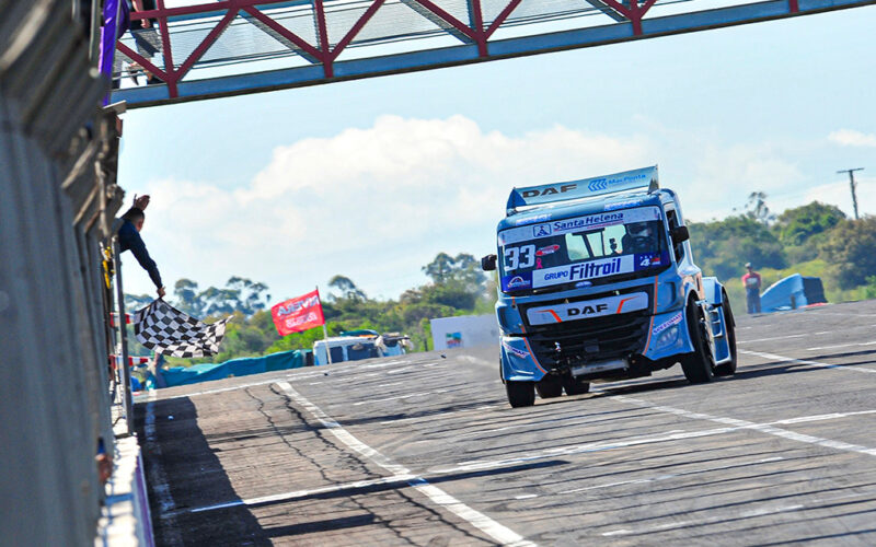 Joãozinho Santa Helena brilha em Rivera: Dicas para entender a vitória na prova extra da Fórmula Truck