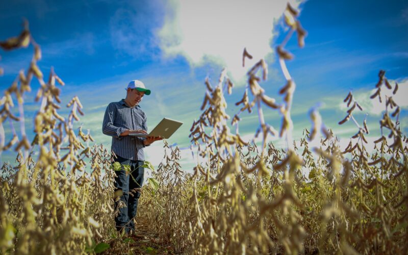 Jovens Líderes do Agro: O Futuro da Agricultura em Fóruns Internacionais Está em Suas Mãos!