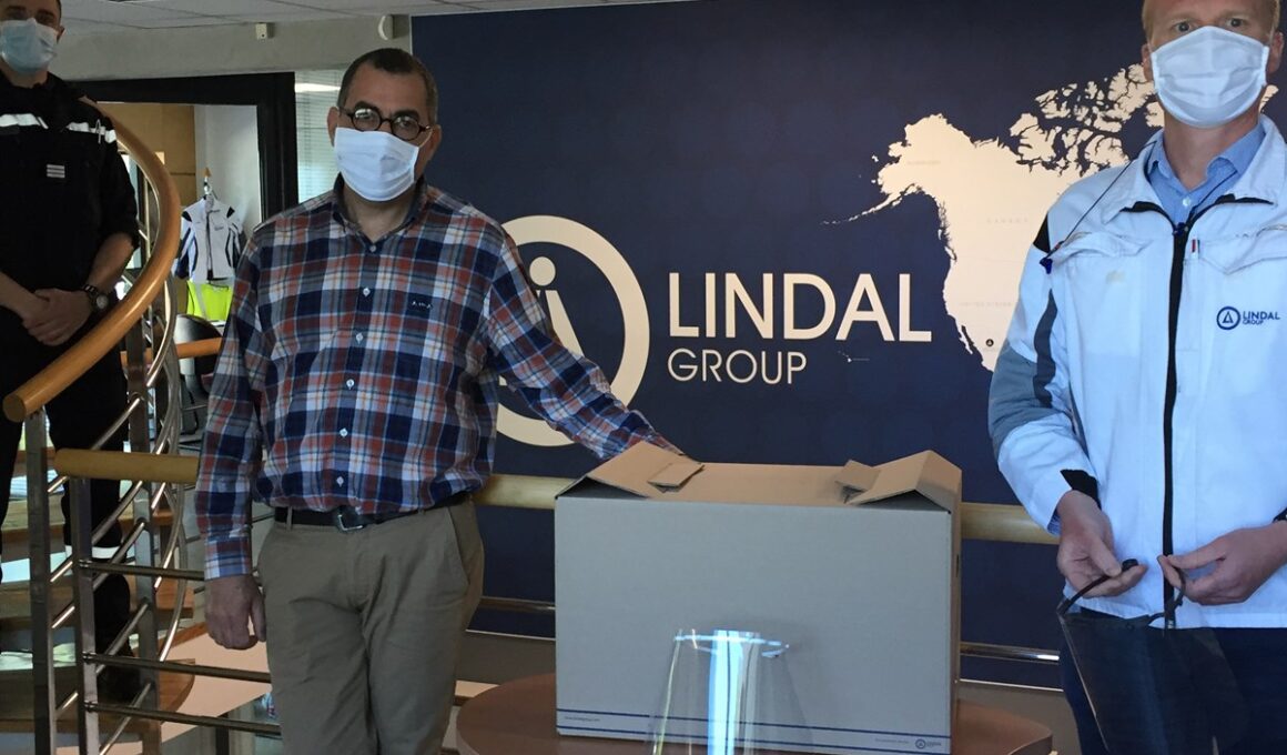 Lindal Revoluciona Indústria: Como Transformou Equipamentos em Escudos Faciais Sustentáveis na Luta contra o COVID-19 Lindal Revoluciona Indústria: Como Transformou Equipamentos em Escudos Faciais Sustentáveis na Luta contra o COVID-19
