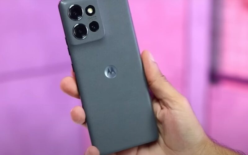 Motorola Edge 50: A Revolução em Bateria e Tela que Você Não Pode Deixar de Conhecer!