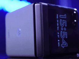 Motorola Razr 50: O Dobrável que Une Estilo e Desempenho por um Preço Atraente!