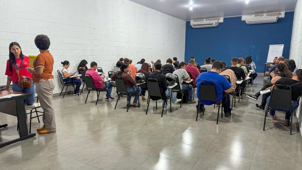 Mutirão de Empregos em Araçatuba oferece 300 vagas no frigorífico Marfrig neste sábado