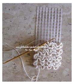 PORTA-AZEITE E PORTA-GUARDANAPOS EM CROCHE – PONTO ALTO SOBREPOSTO EM PLASTICO CANVAS