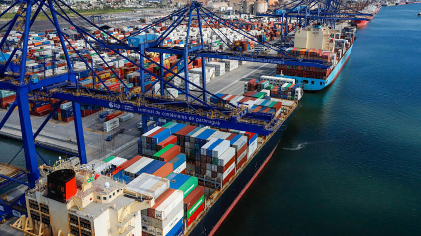 Porto de Santos Faz História: Descubra o Que Impulsionou a Maior Movimentação de Contêineres em Janeiro!