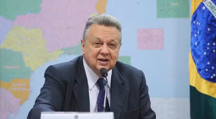 R$ 1 Bilhão em Pesquisa: A Nova Estratégia do Ex-Ministro que Pode Transformar o Agronegócio Brasileiro!