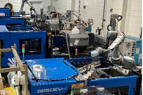 Revolução na Indústria: Como a Comunicação Direta entre Cobots e IMMs Transforma a Produção!