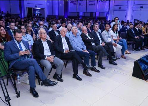 Revolução na Piscicultura: Como Cooperativas Estão Transformando o Futuro do Peixe no Brasil em 2025