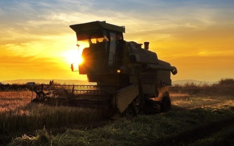 Revolução no Campo: Bradesco e John Deere Unem Forças para Potencializar o Financiamento Agrícola!