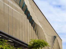 Revolução Verde na Arquitetura: O Poder do Mesh Bioatribuído da Covestro que Transforma Espaços!
