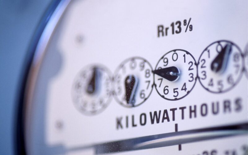 Revolucione sua Produção: 21 Estratégias Infalíveis para Reduzir Custos de Energia na Moldagem!