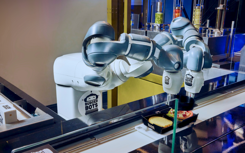 Robôs Gourmet: A Revolução da ABB e BurgerBots Que Está Transformando Seu Hambúrguer em Uma Experiência Incrível!