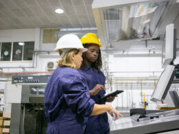 Surge um Novo Horizonte: O Crescimento Impressionante da Indústria em Faturamento e Emprego
