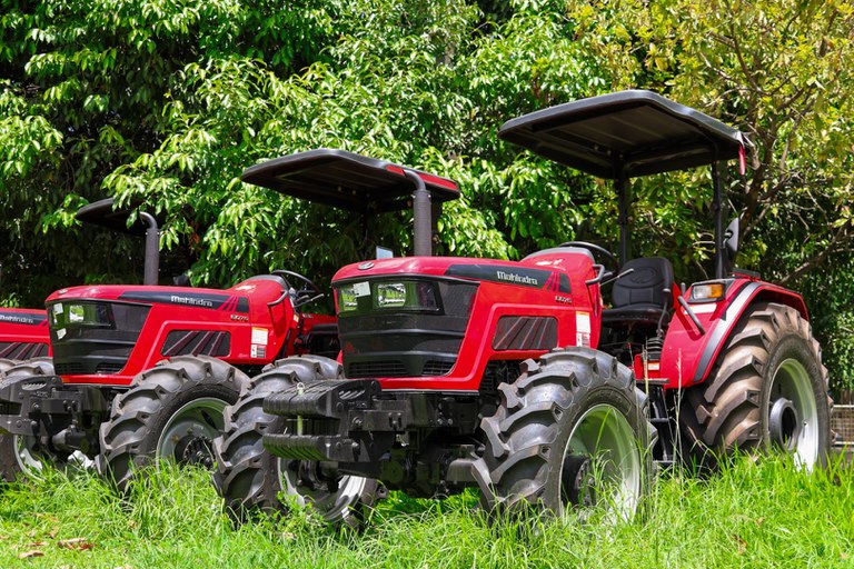 Transformação Rural: Como Novas Máquinas do Mapa Estão Revolucionando Assentamentos em Mato Grosso!