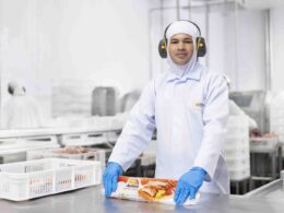 Transformando a Cadeia Alimentar: Como a Aurora Coop Revoluciona o Bem-Estar Animal da Fazenda à Mesa