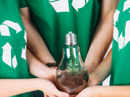 Transformando Lixo em Lucro: As Surpreendentes Oportunidades dos Plásticos Reciclados no Brasil!