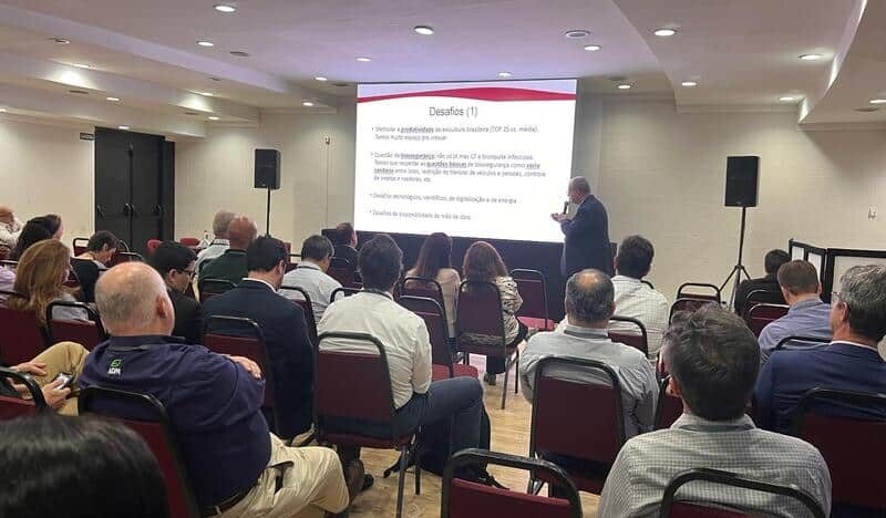 Transformando o Futuro: Insights Exclusivos do Presidente da Aviagen sobre a Revolução no Setor Avícola!