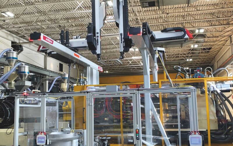 Transforme Sua Produção: A Revolução da Automação Personalizada em Moldes de Empilhamento!